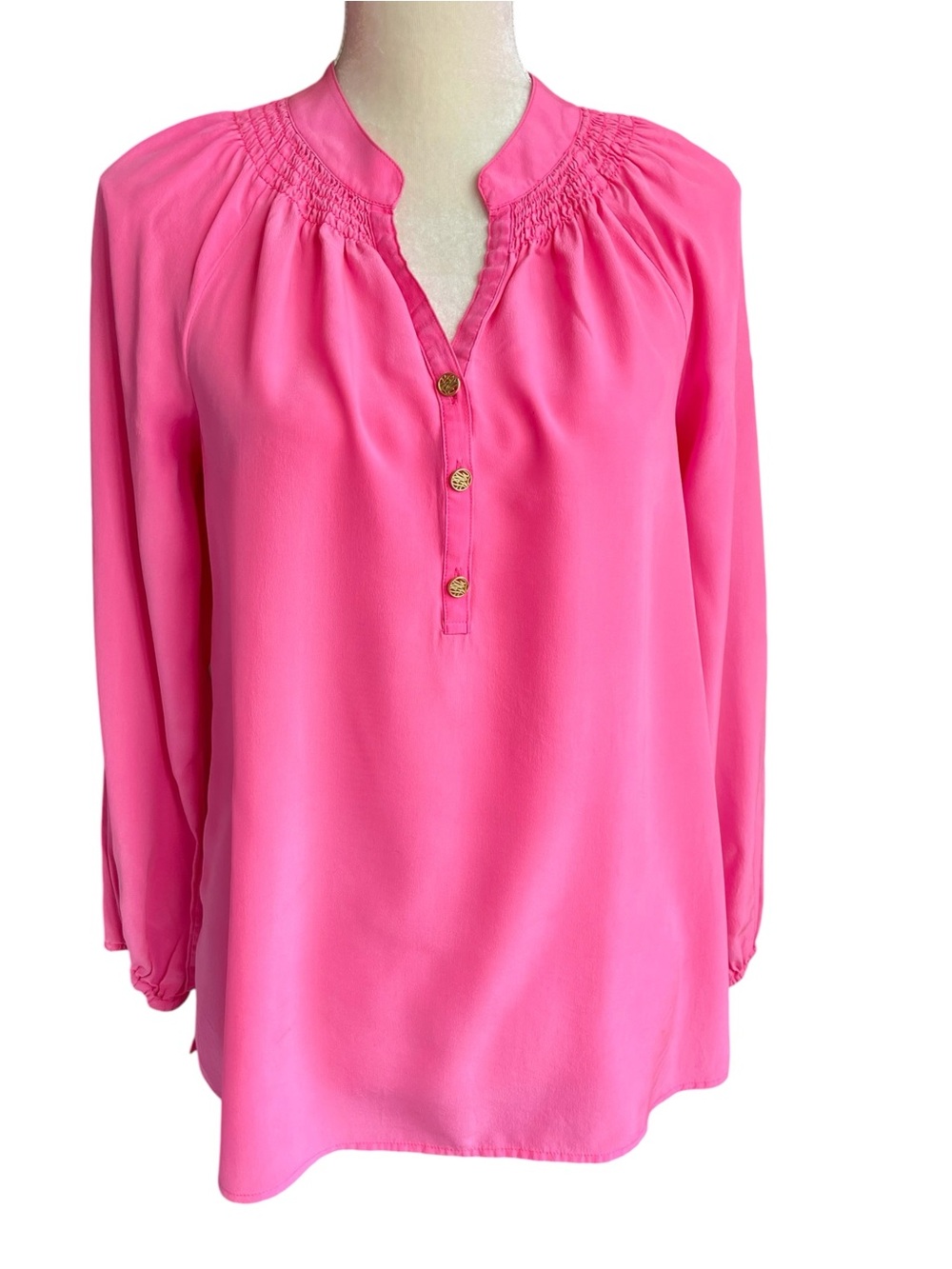 Lilly Pulitzer Silk Blouse Size S Hot Pink Long Sleeve Smocked Henley Top slits